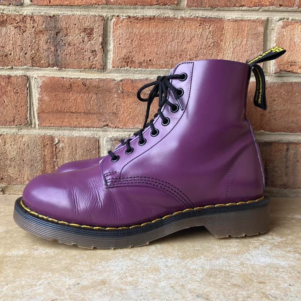 vintage dr. martens MIE 1460 purple boots